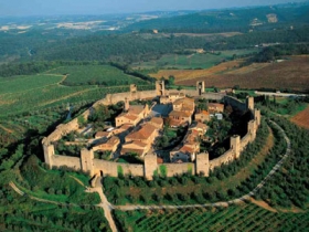 Monteriggioni, petit village de toscane.